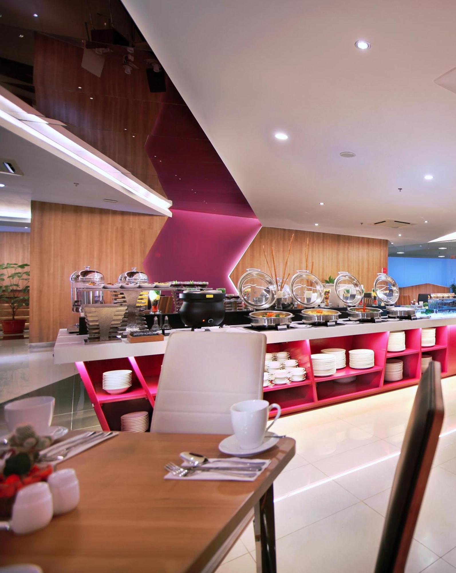 Favehotel Ltc Glodok Jakarta Eksteriør bilde